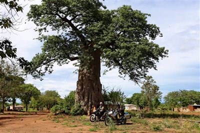 Live Vortrag  "Mit den Motorrädern 17.000km quer durch Afrika" - Bild 6 Live Vortrag  "Mit den Motorrädern 17.000km quer durch Afrika" - Bild 6