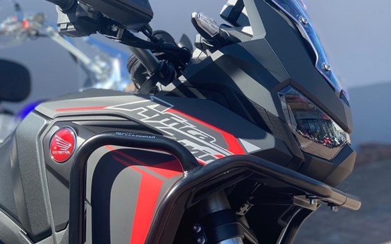 CRF1100L 2020 mit  Zubehörpaket und Motorschutzbügeln - Bild 5