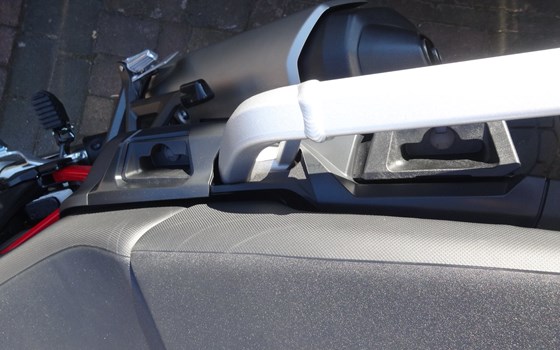 CRF1100L 2020 mit  Zubehörpaket und Motorschutzbügeln - Bild 11