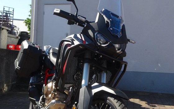 CRF1100L 2020 mit  Zubehörpaket und Motorschutzbügeln - Bild 3