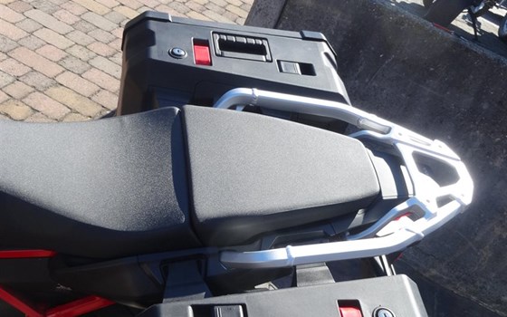 CRF1100L 2020 mit  Zubehörpaket und Motorschutzbügeln - Bild 9