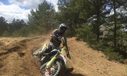 Sonnabend den 4 Juli Geschlossen