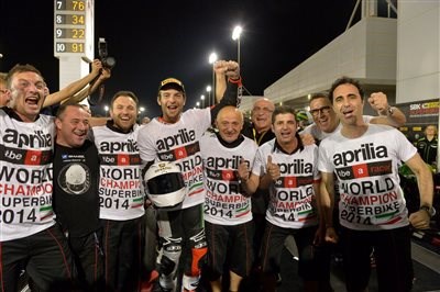 GUINTOLI  auf Aprilia RSV4 Weltmeister - Bild 3 GUINTOLI  auf Aprilia RSV4 Weltmeister - Bild 3