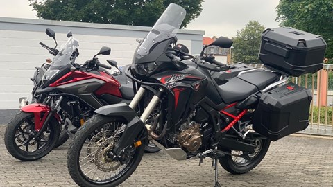 Adventurebikes CRF1100 und NC750X 