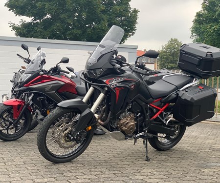 Adventurebikes CRF1100 und NC750X 