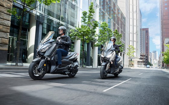 XMAX 300/400 - 300€ ZUBEHÖR GESCHENKT - Bild 1