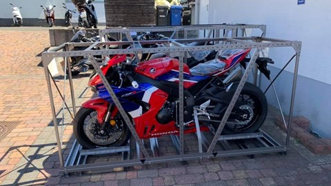 Neue Lieferung mit der neuen Fireblade 2020!!!