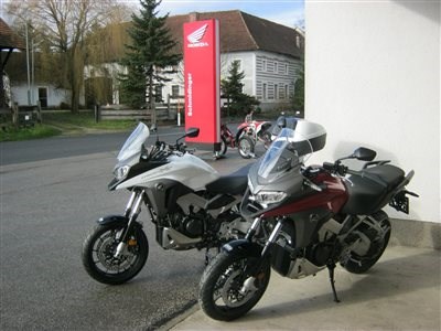 2015 Crossrunner VFR800X bei Honda Schmidinger eingetroffen! - Bild 8 2015 Crossrunner VFR800X bei Honda Schmidinger eingetroffen! - Bild 8