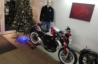 MV Agusta Dragster 800RR - Frohe Weihnachten und einen guten Rutsch in neue Jahr wünscht Ihnen ihr A.T.T.-Team!