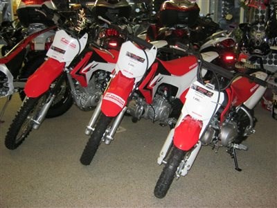 Honda Schmidinger Jugendförderung € 150,- Wertgutschein geschenkt - beim Kauf einer CRF50, CRF110 od. CRF125   Honda Schmidinger Jugendförderung € 150,- Wertgutschein geschenkt - beim Kauf einer CRF50, CRF110 od. CRF125