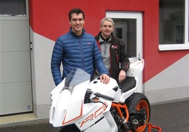 KTM RC8 von Matthias Lanzinger optimiert von MB Bike Performance