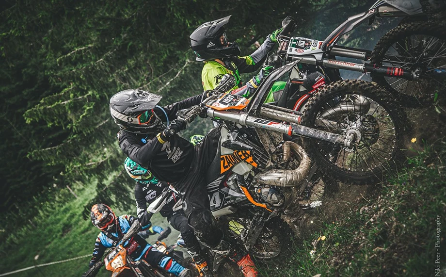 Sieg für Riegler Patrick in der Enduro ÖM Bild 1: Sieg für Riegler Patrick in der Enduro ÖM