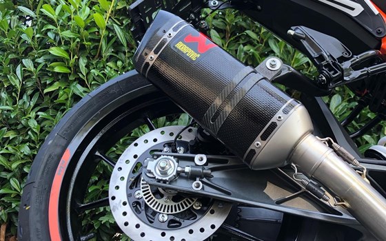 KTM 125 Duke PIMP MY BIKE - Special Edition mit Akrapovic  - Bild 4