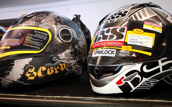 50 % Rabatt !! Auf ausgewählte Helme & Jethelme !! 50 % Rabatt !! - Bild 2