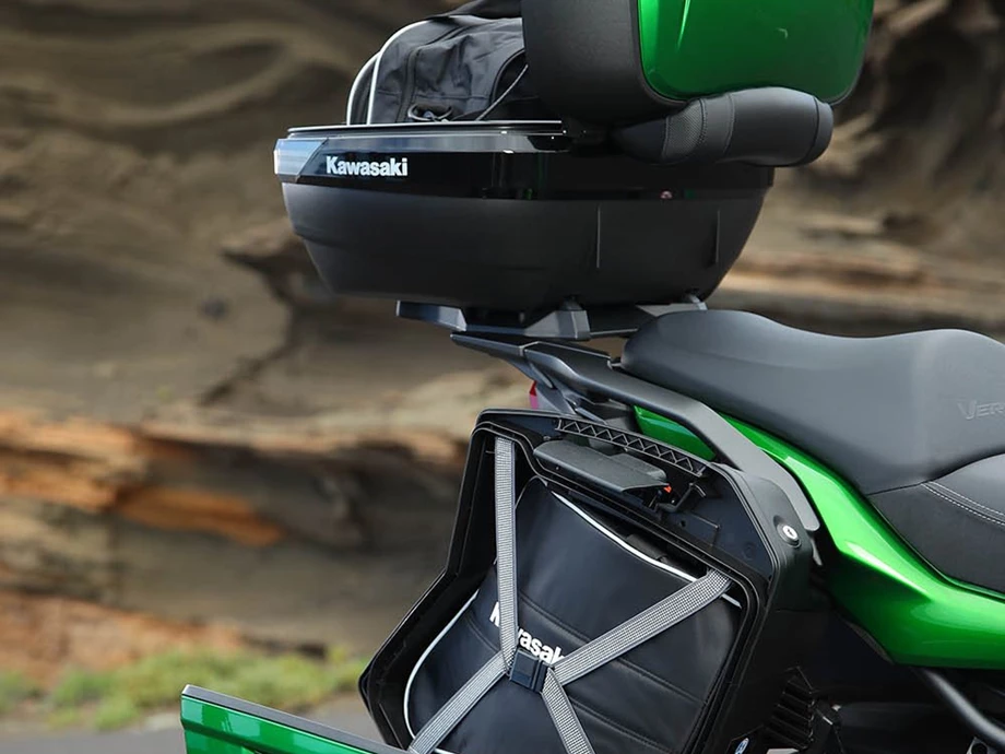 NINJA H2 SX- UND VERSYS-MODELLE MIT KOSTENLOSEM KOFFERSET Bild 3: NINJA H2 SX- UND VERSYS-MODELLE MIT KOSTENLOSEM KOFFERSET