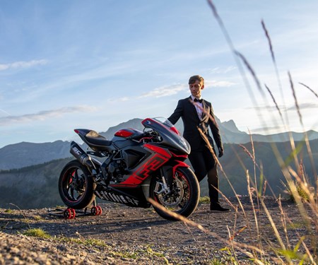 MV Agusta extreme riding is back with "Mr Nogues II"