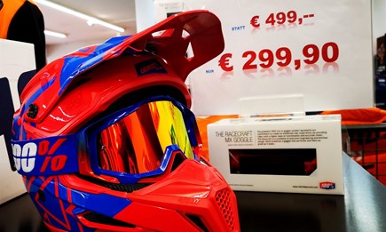 LEATT Crosshelm statt 499,- € für nur 299, 90 € - Größe M - Nur 1 Stück verfügbar !!