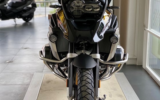 EDITION 40 YEARS GS - im Schauraum - Bild 2