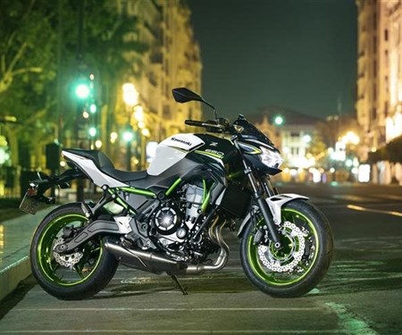 Kawasaki Z650 – mit neuen Farben bereit für die Saison 2021