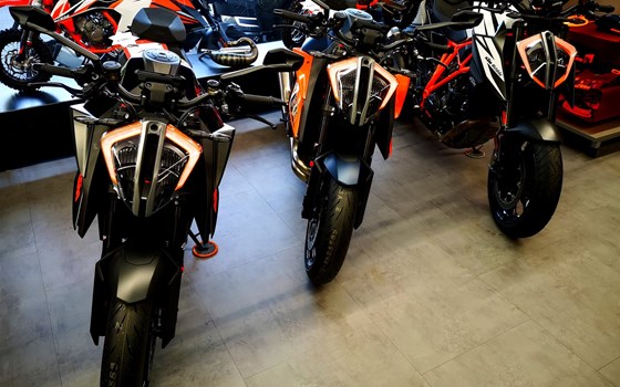 KTM 1290 Super Duke R nur noch wenige verfügbar!! - Bild 2