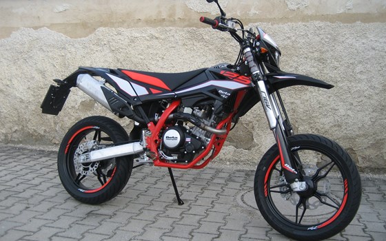 Beta Motorcycles ab sofort bei uns! - Bild 2