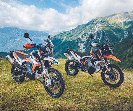 KTM 890 Adventure | R | Rally 2021 jetzt vorbestellen ! KTM 890 Adventure | R | Rally 2021 jetzt vorbestellen !