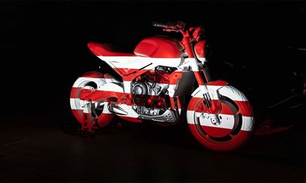 TRIUMPH PRÄSENTIERT „DESIGN PROTOTYPE“ DER NEUEN TRIDENT