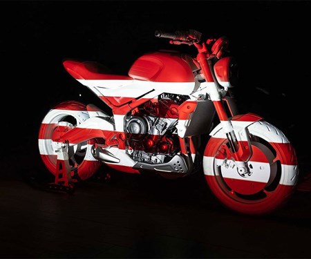 TRIUMPH PRÄSENTIERT „DESIGN PROTOTYPE“ DER NEUEN TRIDENT TRIUMPH PRÄSENTIERT „DESIGN PROTOTYPE“ DER NEUEN TRIDENT