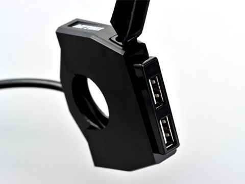 Dezent und funktionel: USB Port am Lenker