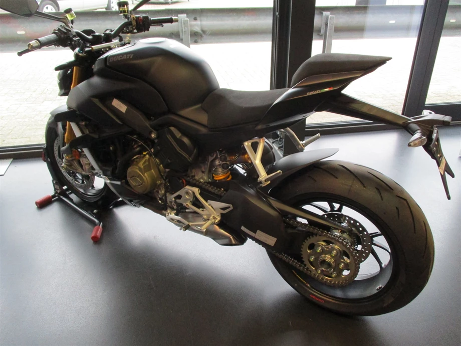 DUCATI NEWS: Ducati Streetfighter V4 S 2021 in Dark Stealth und mit Euro5  Bild 3: DUCATI NEWS: Ducati Streetfighter V4 S 2021 in Dark Stealth und mit Euro5