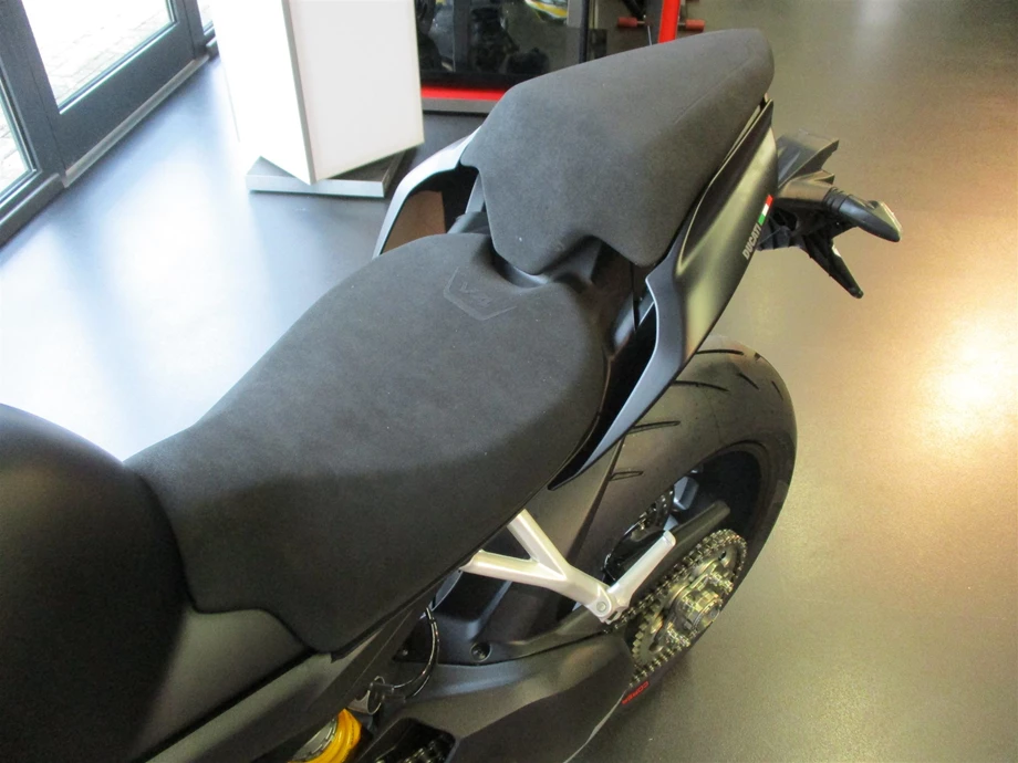 DUCATI NEWS: Ducati Streetfighter V4 S 2021 in Dark Stealth und mit Euro5  Bild 5: DUCATI NEWS: Ducati Streetfighter V4 S 2021 in Dark Stealth und mit Euro5