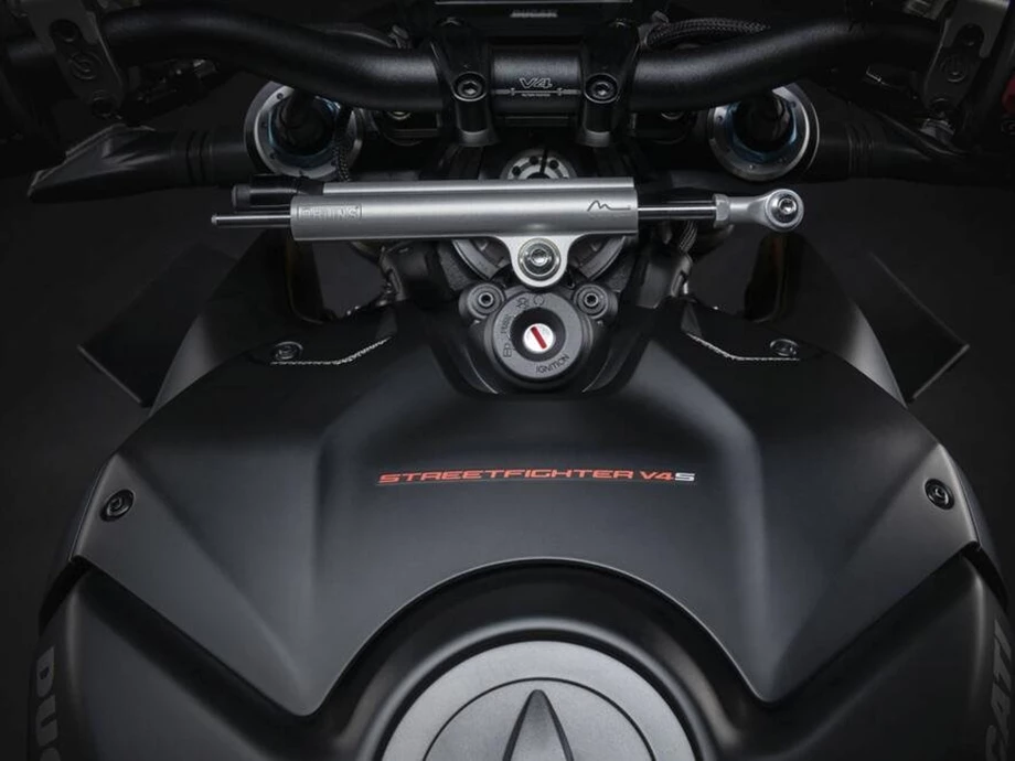 DUCATI NEWS: Ducati Streetfighter V4 S 2021 in Dark Stealth und mit Euro5  Bild 12: DUCATI NEWS: Ducati Streetfighter V4 S 2021 in Dark Stealth und mit Euro5