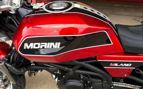 Jetzt ist die letzte von 30St weltweit, die wunderbare Moto Morini Milano 1200 Limited Edition endlich eingetroffen.  - Bild 2
