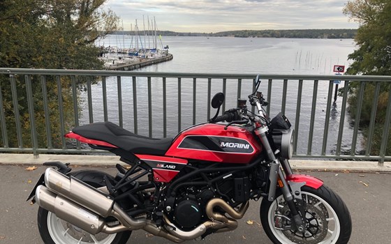 Jetzt ist die letzte von 30St weltweit, die wunderbare Moto Morini Milano 1200 Limited Edition endlich eingetroffen.  - Bild 10