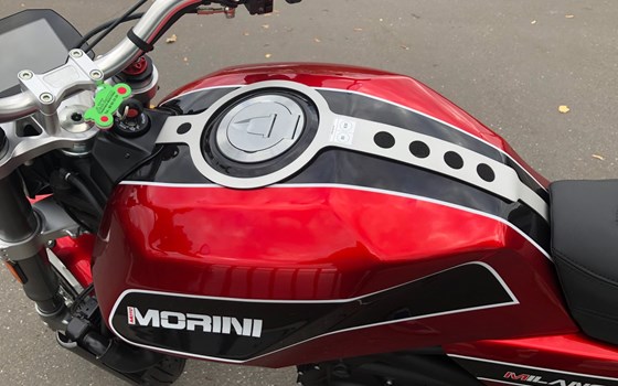 Jetzt ist die letzte von 30St weltweit, die wunderbare Moto Morini Milano 1200 Limited Edition endlich eingetroffen.  - Bild 12