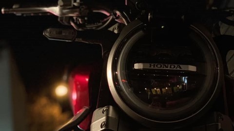 CB1000R in Candy Chromosphere RED