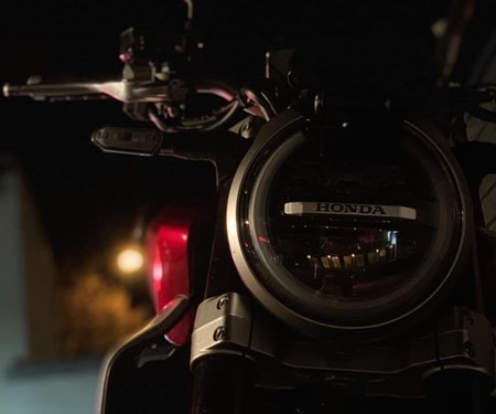 CB1000R in Candy Chromosphere RED