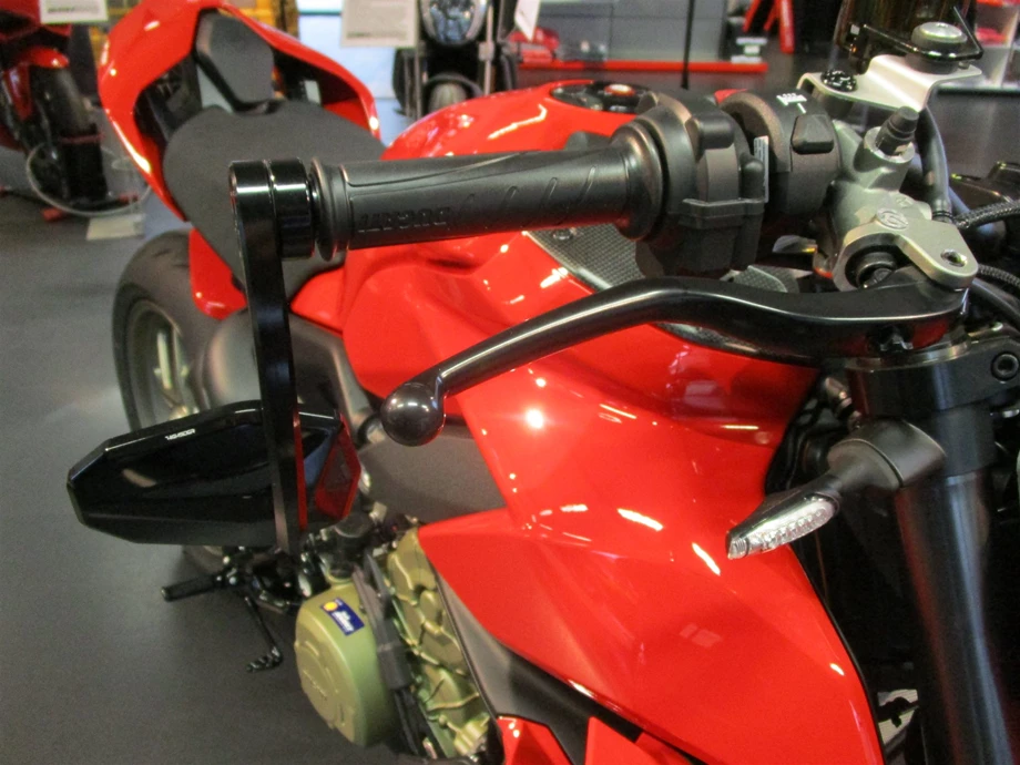 DUCATI STREETFIGHTER V4 - EDIZIONE ROSSO made by Team Wahlers Bild 14: DUCATI STREETFIGHTER V4 - EDIZIONE ROSSO made by Team Wahlers