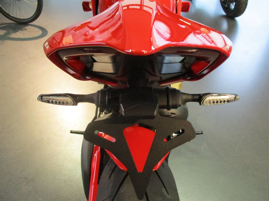 DUCATI STREETFIGHTER V4 - EDIZIONE ROSSO made by Team Wahlers Bild 15: DUCATI STREETFIGHTER V4 - EDIZIONE ROSSO made by Team Wahlers