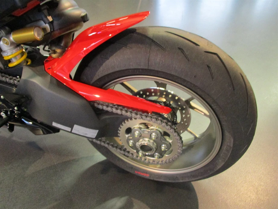 DUCATI STREETFIGHTER V4 - EDIZIONE ROSSO made by Team Wahlers Bild 16: DUCATI STREETFIGHTER V4 - EDIZIONE ROSSO made by Team Wahlers