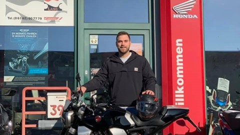 Los geht‘s Simon !!!! CB1000R+ mit Heckumbau