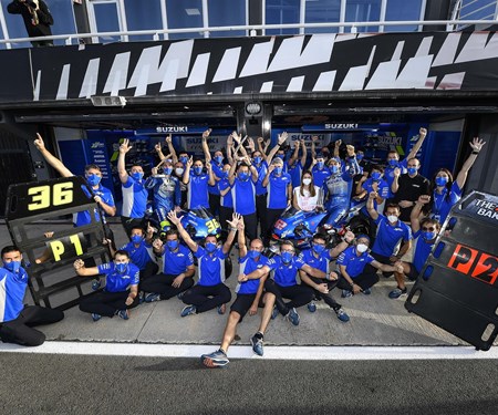 EMPHATIC DOUBLE VICTORY FOR SUZUKI AS MIR TAKES DEBUT WIN 