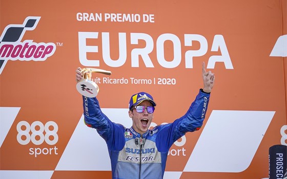 EMPHATIC DOUBLE VICTORY FOR SUZUKI AS MIR TAKES DEBUT WIN  - Bild 5