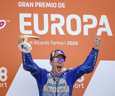 Doppelsieg für Suzuki ECSTAR Team in Valencia