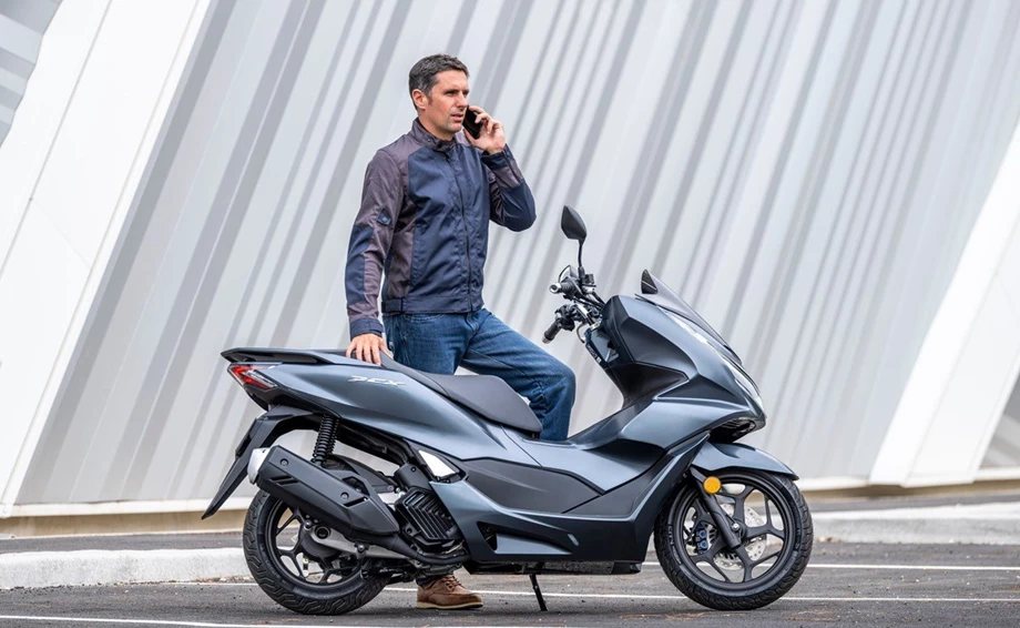 HONDA SEMMLER - 2021er PCX 125 ! NEU ! Bild 11: HONDA SEMMLER - 2021er PCX 125 ! NEU !