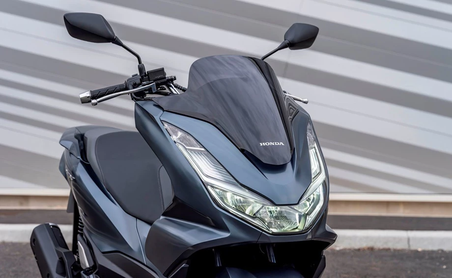 HONDA SEMMLER - 2021er PCX 125 ! NEU ! Bild 7: HONDA SEMMLER - 2021er PCX 125 ! NEU !
