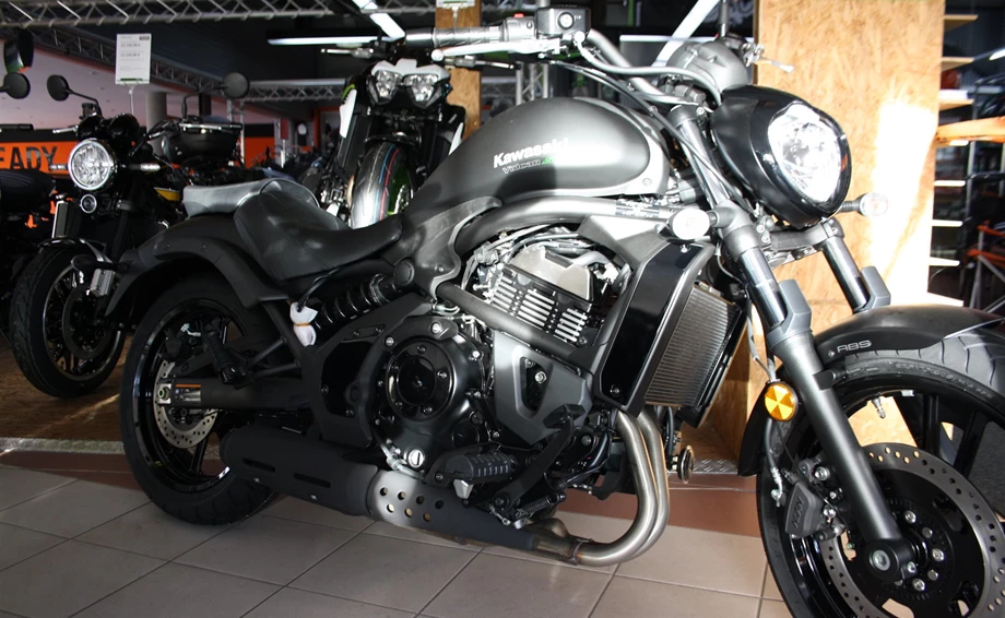 2021er Kawasaki Modelle eingetroffen Bild 15: 2021er Kawasaki Modelle eingetroffen