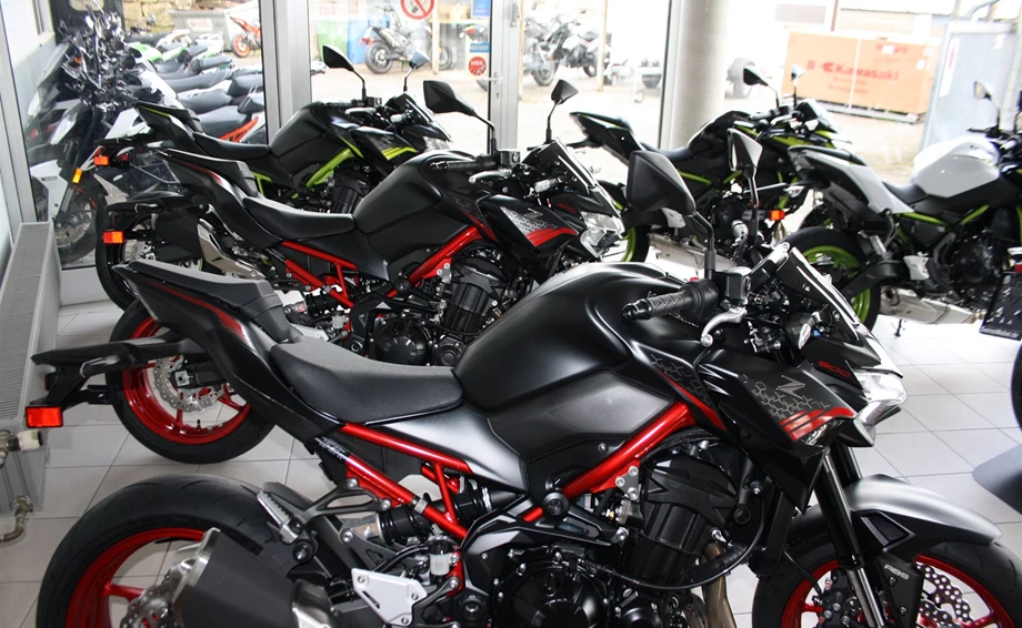 2021er Kawasaki Modelle eingetroffen Bild 17: 2021er Kawasaki Modelle eingetroffen