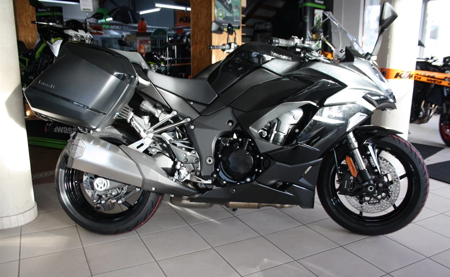 2021er Kawasaki Modelle eingetroffen Bild 9: 2021er Kawasaki Modelle eingetroffen