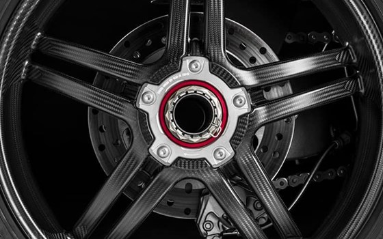 Die neue DUCATI Panigale V4 SP - Bild 7 Die neue DUCATI Panigale V4 SP - Bild 7